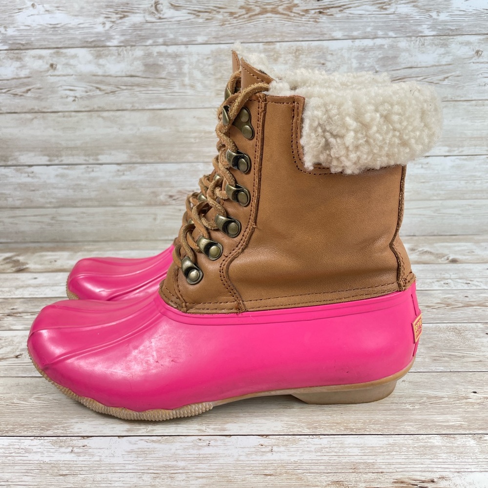 SPERRY DUCK BOOTS-WOMENS 7